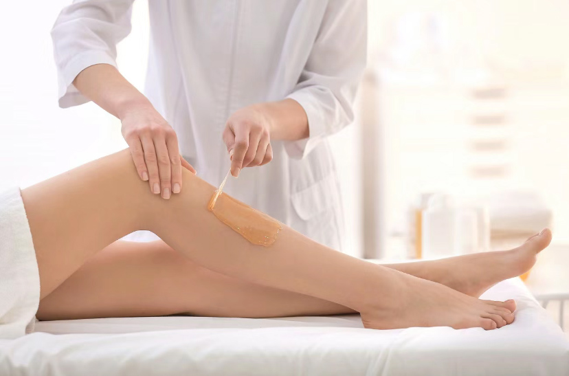 close-up-hair-removing-procedure-legs-laser-epilation-cosmetology-beauty-salon